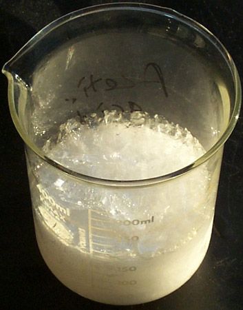 acetic acid | Definition, Formula, Uses, & Facts | Britannica